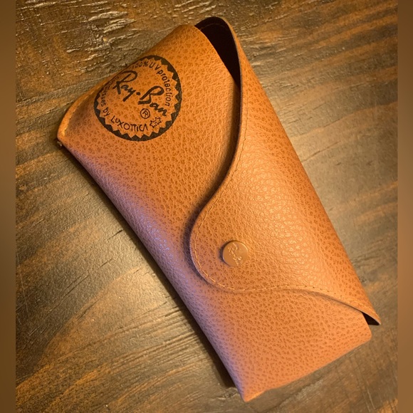 Ray-Ban Sunglasses Case - Picture 4 of 4
